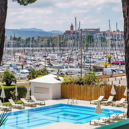 Ibaia Hotel