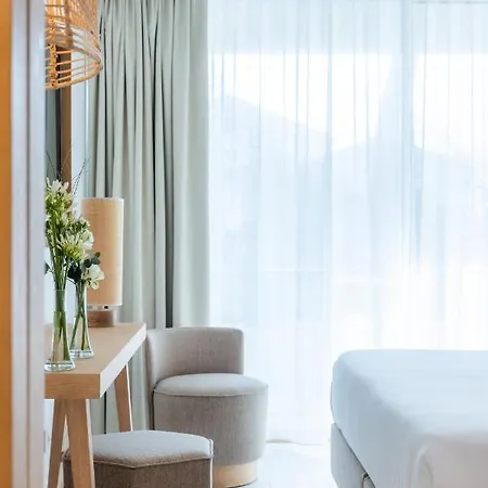 Ibaia - Piscine & Hotel Hendaye