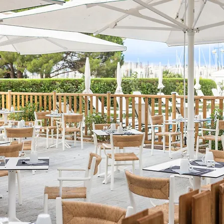 Ibaia - Piscine & 4*