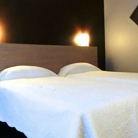 Ibaia - Piscine & Hotel Hendaye